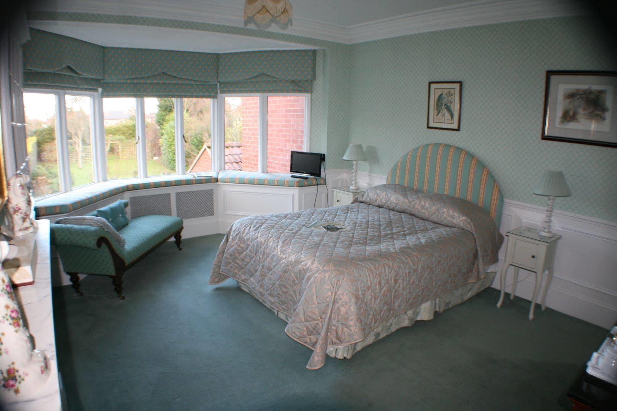 The Heathers Guest House ยอร์ค ภายนอก รูปภาพ